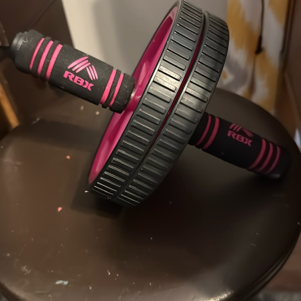 Hot pink RBX Ab wheel